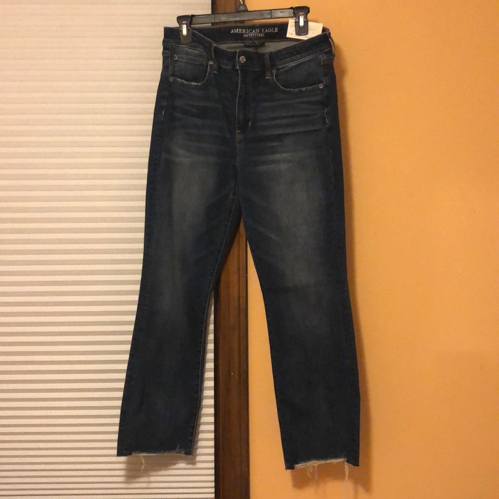 Hi-Rise Crop Flare American Eagle Jeans